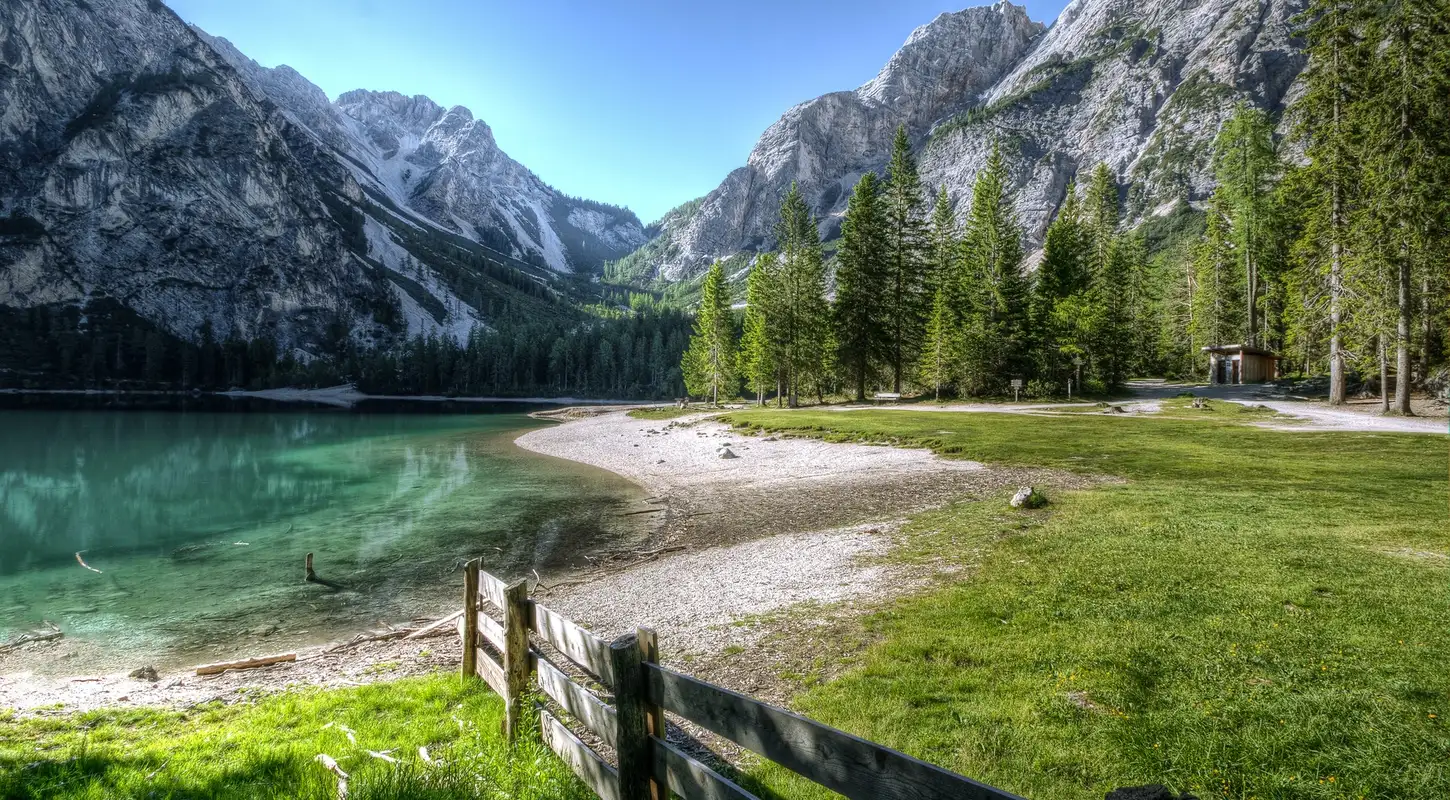 Sezione collegata Sezione collegata